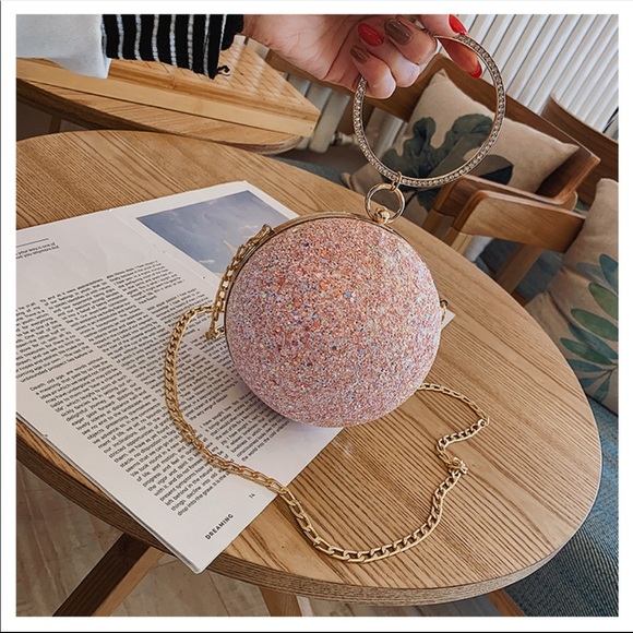 Pink crystal diamond evening clutch - Picture 3 of 3